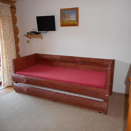 Ve Srubu Konukevi *